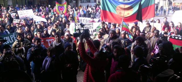 9 Vecinos de Curarrehue fueron detenidos tras marcha en Temuco contra la Central hidroeléctrica 1 marcha tco 1p
