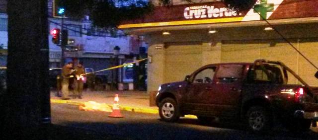 Camioneta utilizada por los delincuentes para destrozar el cajero automático