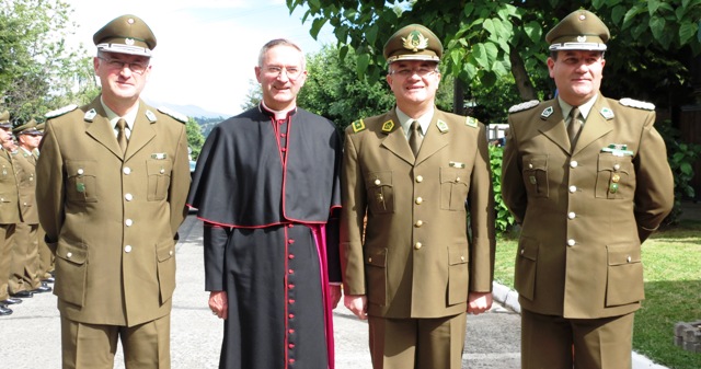 Teniente Coronel de carabineros Iván Ketterer asumió como Prefecto de Villarrica 3 cambio-de-mando-prefectura-carabineros-4