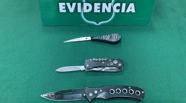 Carabineros detienen a tres sujetos tras persecución - Red Informativa
