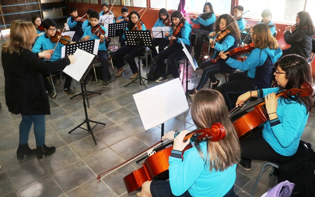 Establecimientos Educacionales Municipales de Villarrica logran 100% de subvención por excelencia - Red Informativa
