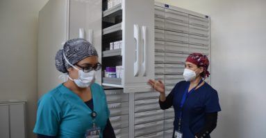 CESFAM Los Volcanes cuenta con moderno Botiquín de Farmacia