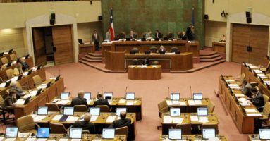 Diputados piden que en 2020 los estudiantes no repitan de curso por la pandemia