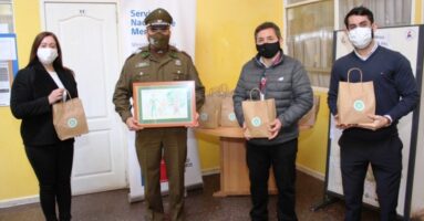 Carabineros de la Sección de Derechos Humanos Araucanía visitan el Cread Alborada del Sename