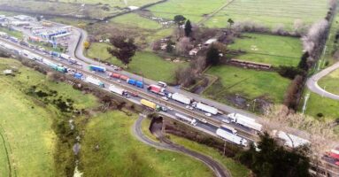 Cerca de 400 camiones han salido a las carreteras y caminos de La Araucanía