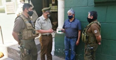 Vecino recuperó billetera con más de $150.000 gracias a Carabineros
