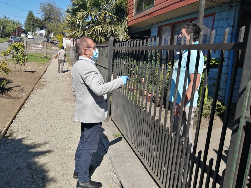 Municipalidad ejecuta nuevas veredas en calle Anfión Muñoz de Villarrica - Red Informativa
