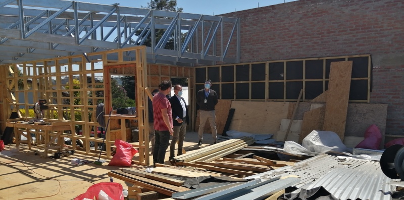 Avanzan obras de construcción del proyecto Mejoramiento Sede Unión Comunal de Adultos Mayores - Red Informativa