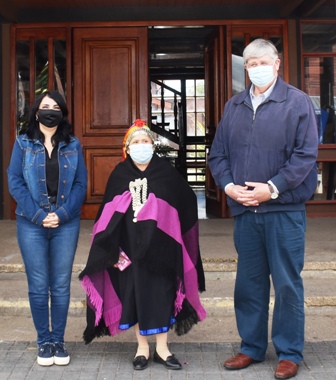 Ministra Karla Rubilar y alcalde Germán Vergara se reúnen con comunidades mapuche - Red Informativa