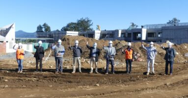 Alcalde Germán Vergara junto a Obispo de la Diócesis visitaron obras del Colegio de Humanidades