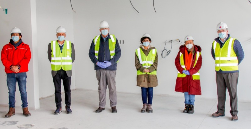Autoridades visitan avance de obras del nuevo Hospital de Villarrica - Red Informativa
