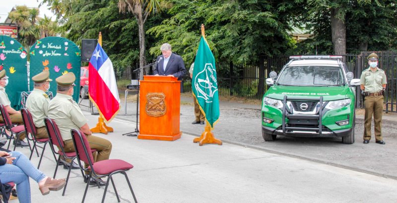 Municipalidad de Villarrica entrega como donación vehículo policial para apoyar la labor preventiva y de control del Retén de Carabineros de Licán Ray - Red Informativa