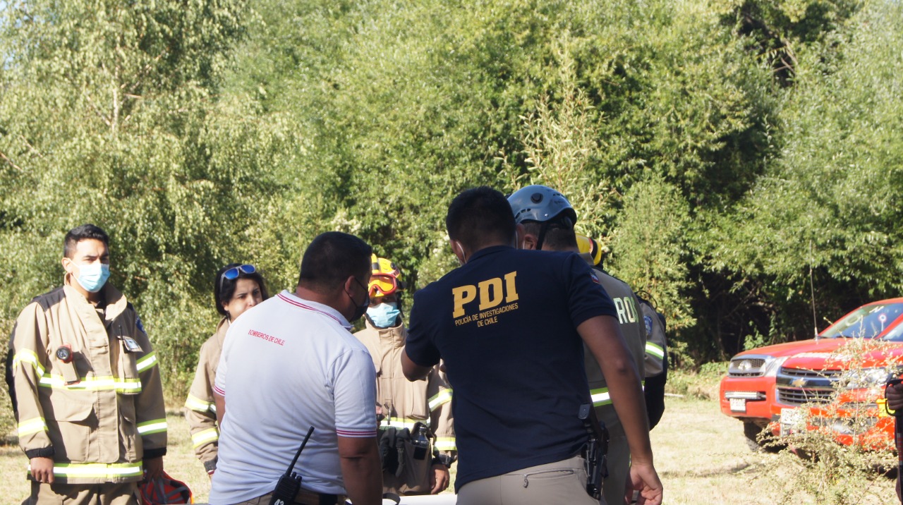 PDI realiza exhaustivos rastreos para ubicar a joven desaparecido en Licán Ray - Red Informativa