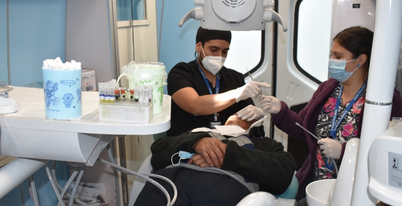 Fue inaugurada moderna Clínica Dental Móvil para vecinos de sectores apartados de Villarrica - Red Informativa