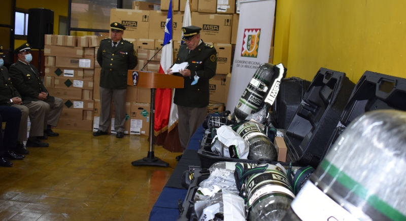 Bomberos de la Araucanía reciben equipos de respiración autónoma - Red Informativa