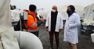 Seremi de Economía de La Araucanía visitó piscicultura en Freire y destacó nuevas tecnologías utilizadas