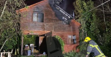 Incendio en Licán Ray deja una persona fallecida