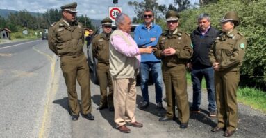 Prefectura Técnica y de Seguridad Vial de Carabineros de Santiago llegó a Pucón para trabajar en la mitigación de la congestión vehicular