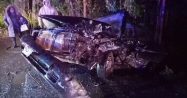 Colisión frontal deja 4 lesionados en Villarrica