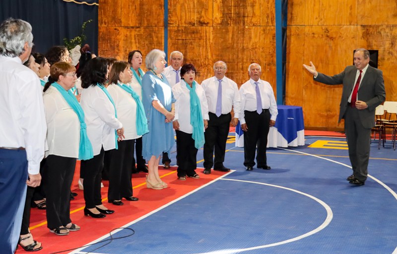Destacada docente de Villarrica recibió homenaje de su colegio y exalumnos - Red Informativa