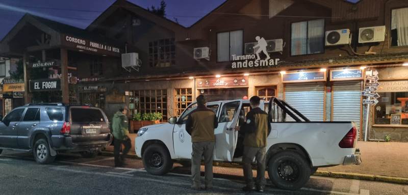 Dos personas extraviadas en el Parque Nacional Villarrica 1 Dos personas extraviadas en el Parque Nacional Villarrica - Red Informativa