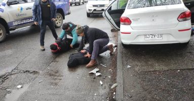 PDI y Seguridad Municipal de Villarrica detienen a delincuentes que robaron vehículo en Pucón