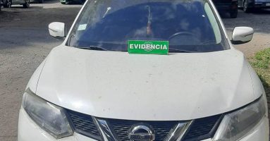Carabineros detuvo a una mujer acusado de mantener en su poder de un vehículo con patente falsa