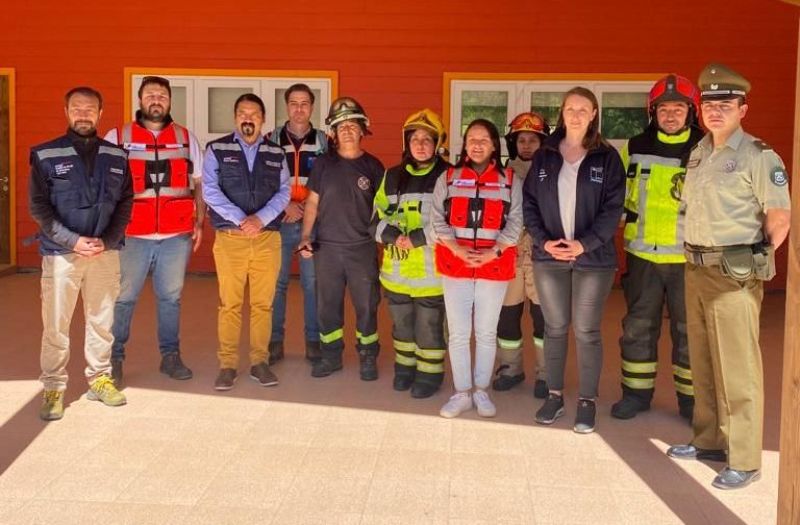Alumnos, docentes y algunos vecinos de Villarrica participaron del simulacro volcánico 4 Alumnos, docentes y algunos vecinos de Villarrica participaron del simulacro volcánico - Red Informativa