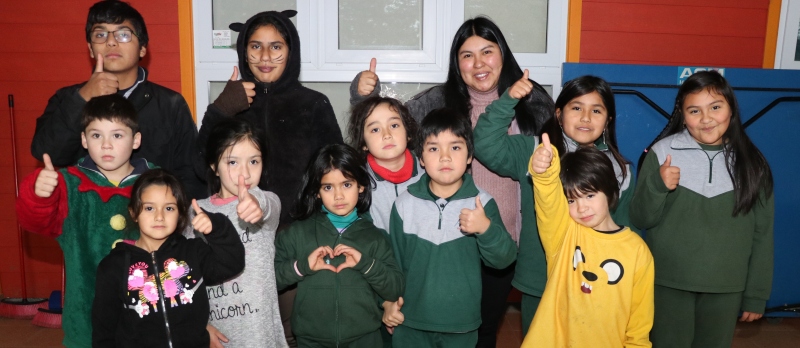 Estudiantes de escuela Alihuen de Villarrica son parte de innovador proyecto de alfarería mapuche 1 Estudiantes de escuela Alihuen de Villarrica son parte de innovador proyecto de alfarería mapuche - Red Informativa