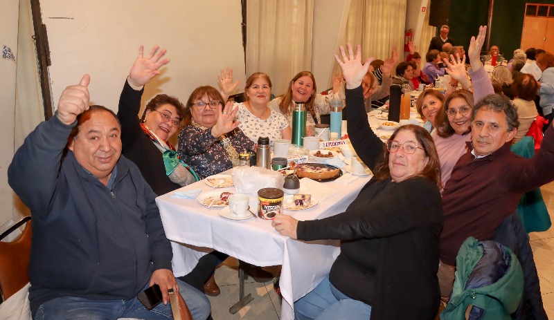 Unión Comunal del Adulto Mayor de Villarrica tuvo “prendido” festejo por sus 24 años 1 Unión Comunal del Adulto Mayor de Villarrica tuvo “prendido” festejo por sus 24 años - Red Informativa