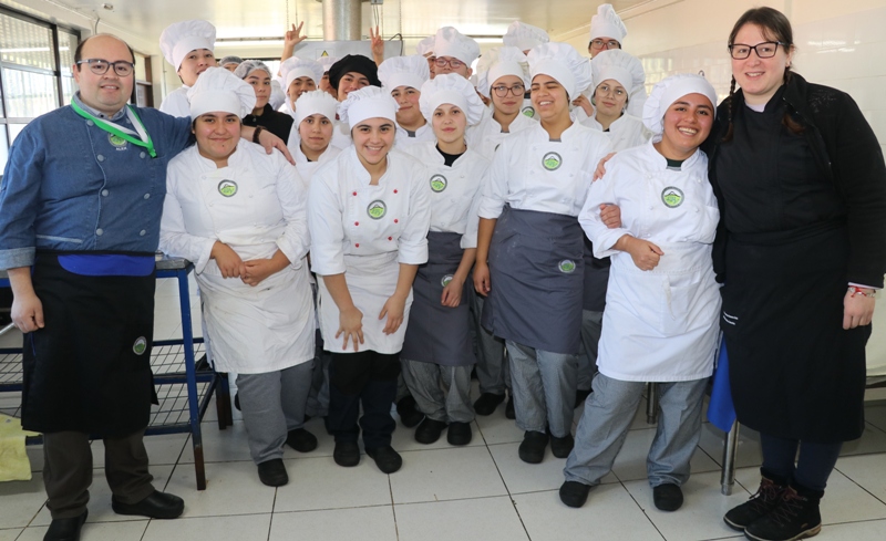 Liceo Bicentenario de Excelencia Politécnico Villarrica festejó la educación técnica - Red Informativa