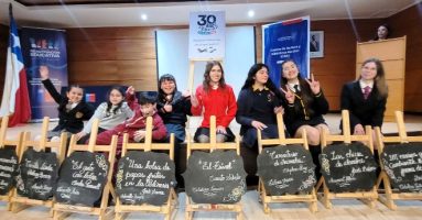 Del Liceo Bicentenario Araucanía de Villarrica es la campeona regional de “Booktubers” 2024