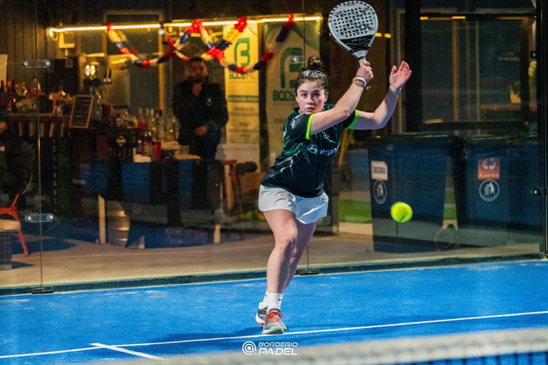 Seleccionada nacional de pádel de Villarrica regresó de México y ahora irá a jugar a Bahrein - Red Informativa