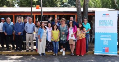 Agrupación de Artesanos “El Volcán” de Villarrica inaugura proyecto del Programa Desarrollo de Ferias Libres