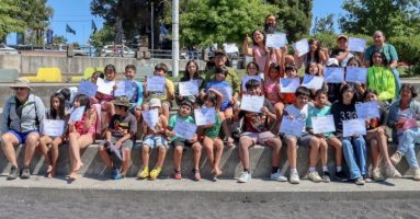 Taller Municipal de Natación favorece a más de 200 participantes en Villarrica y Lican Ray