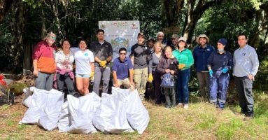 SalmonChile y sus empresas asociadas participaron en la exitosa «Travesía Comunitaria de Limpieza del Toltén y Allipén»