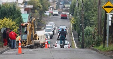 Municipio de Villarrica avanza con reparaciones en tres importantes calles del sector alto de la ciudad