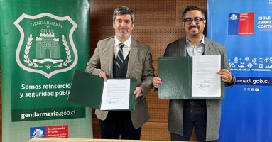 Gendarmería de Chile y Conadi firman convenio de colaboración