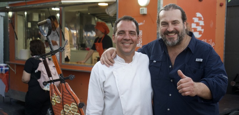 SalmonChile reafirma su compromiso con la gastronomía local en exitosa Expo Sabores Pucón 2025 - Red Informativa