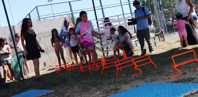 Niños y adolescentes del sector Segunda Faja de Villarrica disfrutaron de una tarde recreativa de verano 1 Niños y adolescentes del sector Segunda Faja de Villarrica disfrutaron de una tarde recreativa de verano - Red Informativa