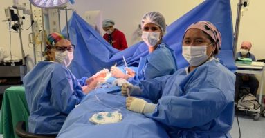 Hospital Villarrica incorpora marcación de lesiones con semillas magnéticas en cirugía de mama