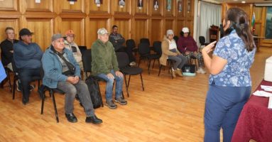 Programa Calle y Amulen realiza operativo de vacunación influenza para personas en situación de calle