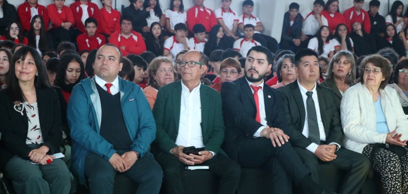 Liceo Bicentenario Araucanía celebra 60 años forjando futuro con compromiso y excelencia - Red Informativa