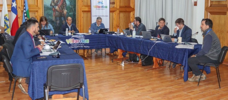 Concejo municipal aprueba contrato para la recolección y eliminación final de residuos de construcción o escombros - Red Informativa