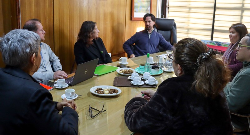 Seremi de Medio Ambiente sostiene reunión de trabajo con profesionales del Municipio de Villarrica 1 Seremi de Medio Ambiente sostiene reunión de trabajo con profesionales del Municipio de Villarrica - Red Informativa