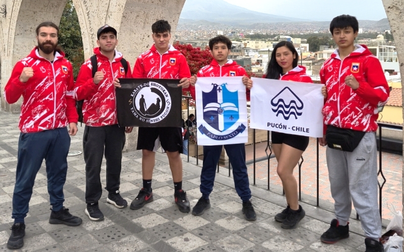 Karatecas puconinos se llenan de medallas en evento internacional de Perú - Red Informativa