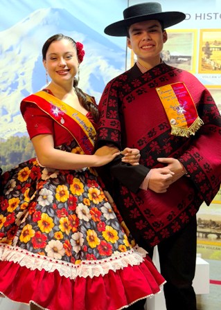 Jóvenes cuequeros de Villarrica representarán a la Región en Campeonato Nacional que se realizará en Ranquil Ñuble 1 Jóvenes cuequeros de Villarrica representarán a la Región en Campeonato Nacional que se realizará en Ranquil Ñuble - Red Informativa